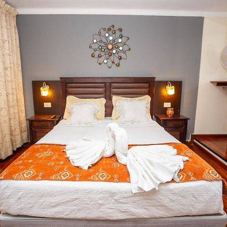 Gold Infinity Hotell Tacna Exteriör bild
